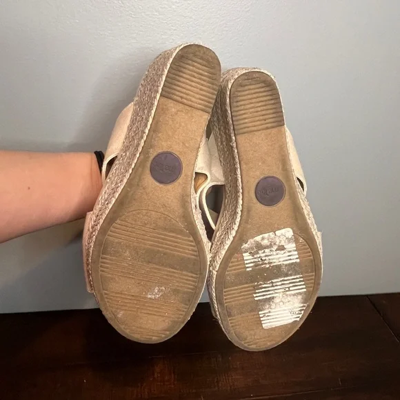 Me Too Brand Cream Wedges with Braided Platform - Size 7 - Picture 5 of 6
